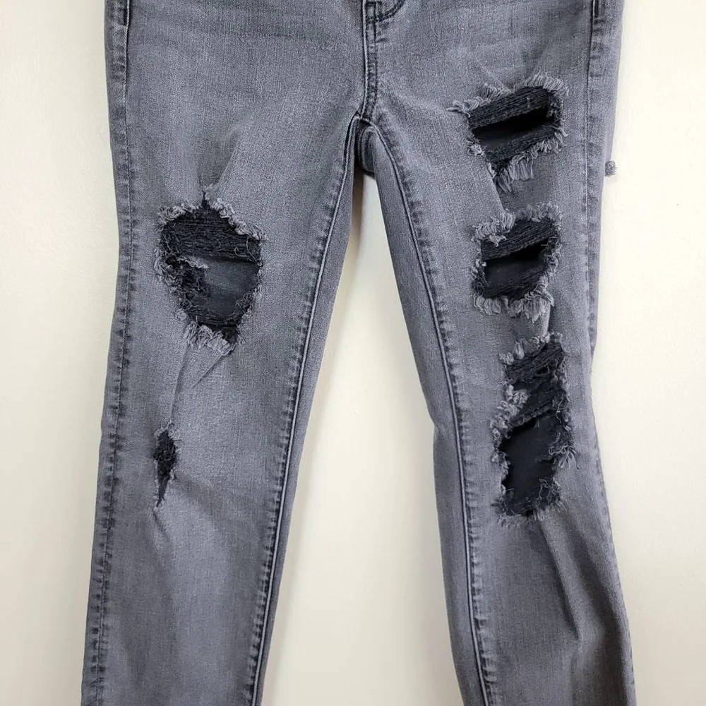 American Eagle Hi Rise Jegging Skinny Jeans Distressed Chewed Raw Black AE 4